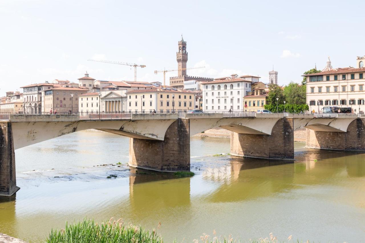 I Renai - Ponte Delle Grazie Modern Apartment Florence Exterior photo